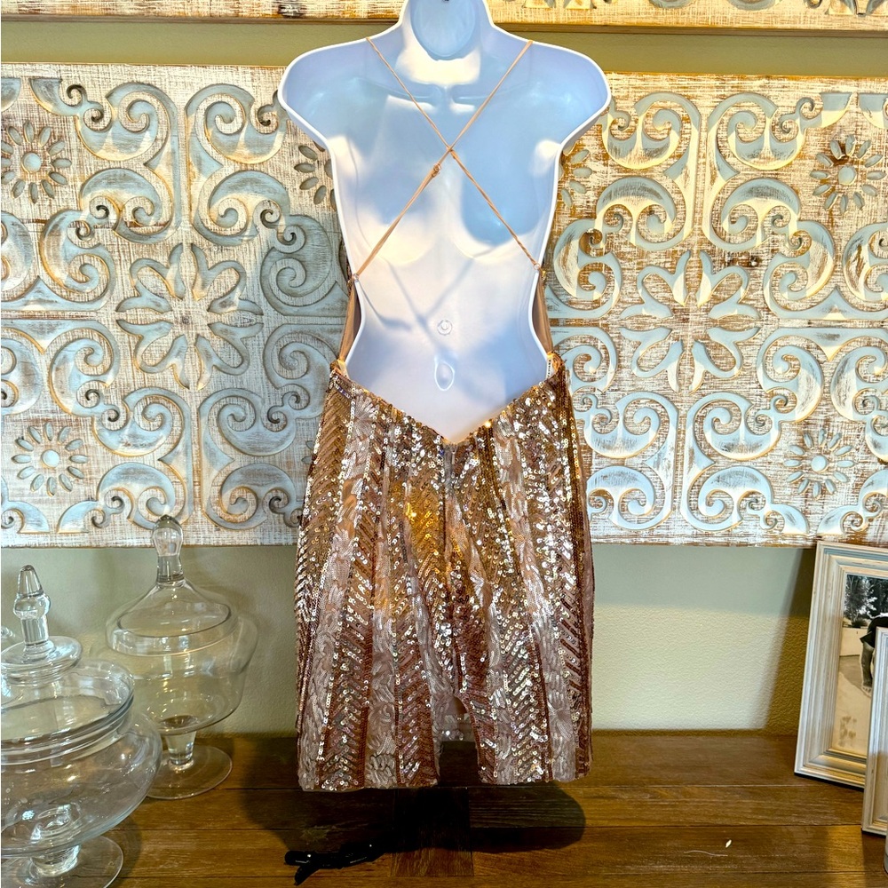 Faviana, rose gold, size 6